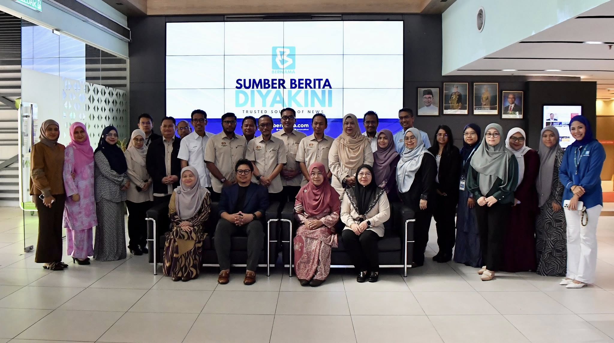 Bengkel 'Penulisan Berimpak dan Mendepani Media Hari Ini'