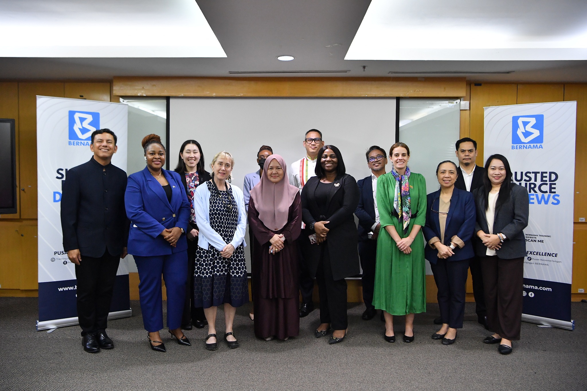 Satu lawatan dan taklimat untuk peserta Induction Course For Foreign Diplomats In Malaysia– Malaysia’s Culture And Identity (MCI) telah diadakan pada 29 April 2026 