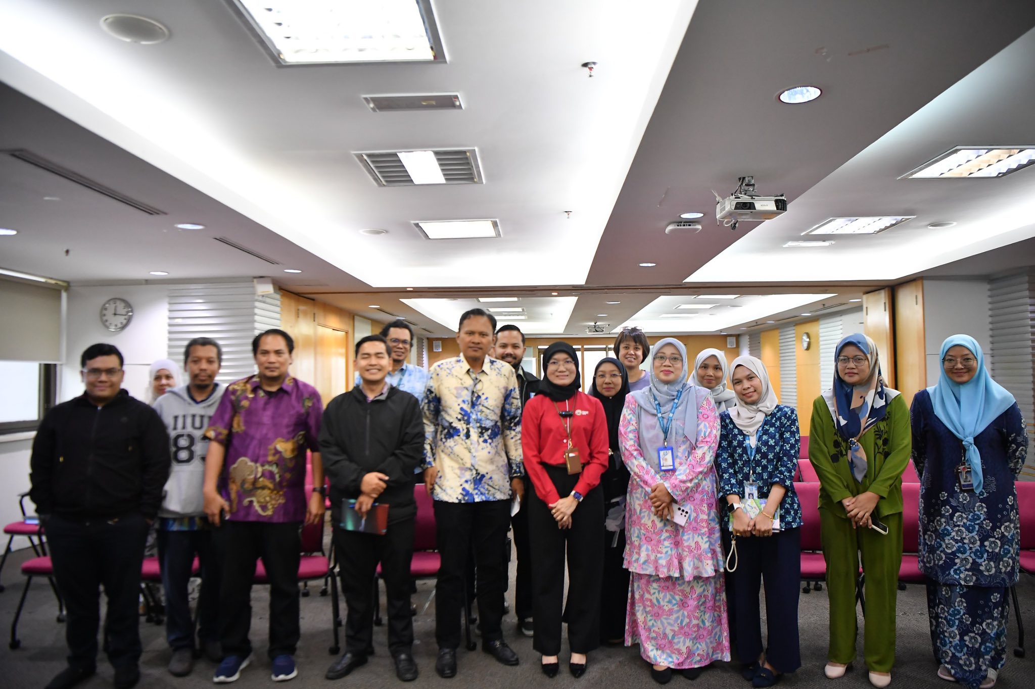 Taklimat bertajuk 'Manfaat KWSP: Lebih Daripada Sekadar Simpanan