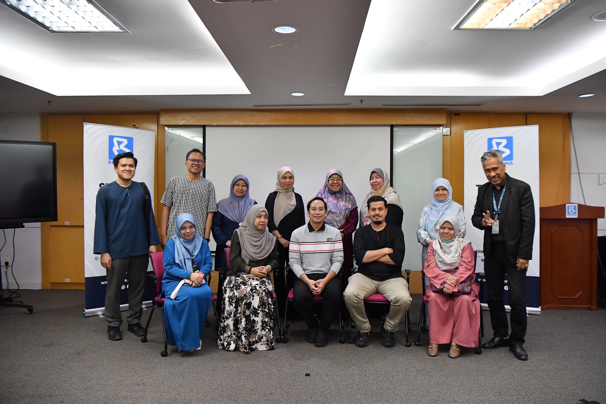 Taklimat SSPA: 'Perubahan Minda & Produktiviti Kerja' telah berlangsung hari ini bertempat di Pusat Kecemerlangan, Wisma BERNAMA