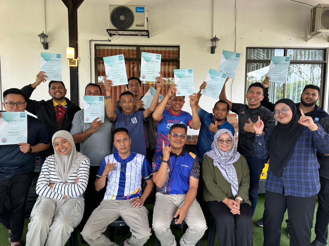 Kursus Pemanduan Berhemah dan Pengendalian Kenderaan Pacuan Empat Roda (4x4)